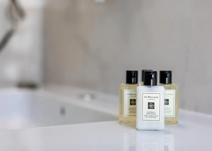 Hotel & Isola Baška