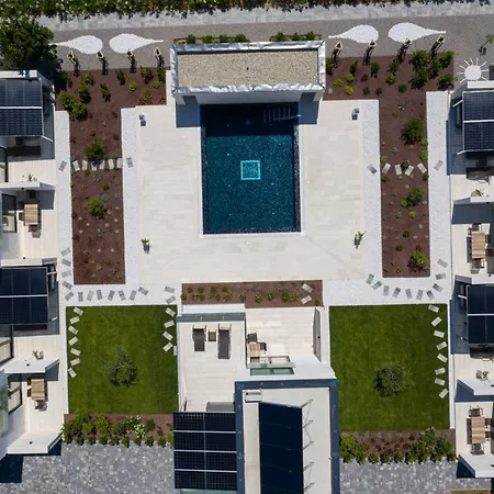 Hotel & Isola Baška